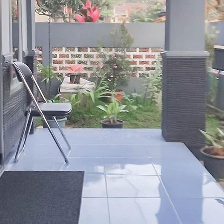 Triyoga Homestay Syariah Redpartner Sangkanurip Eksteriør bilde